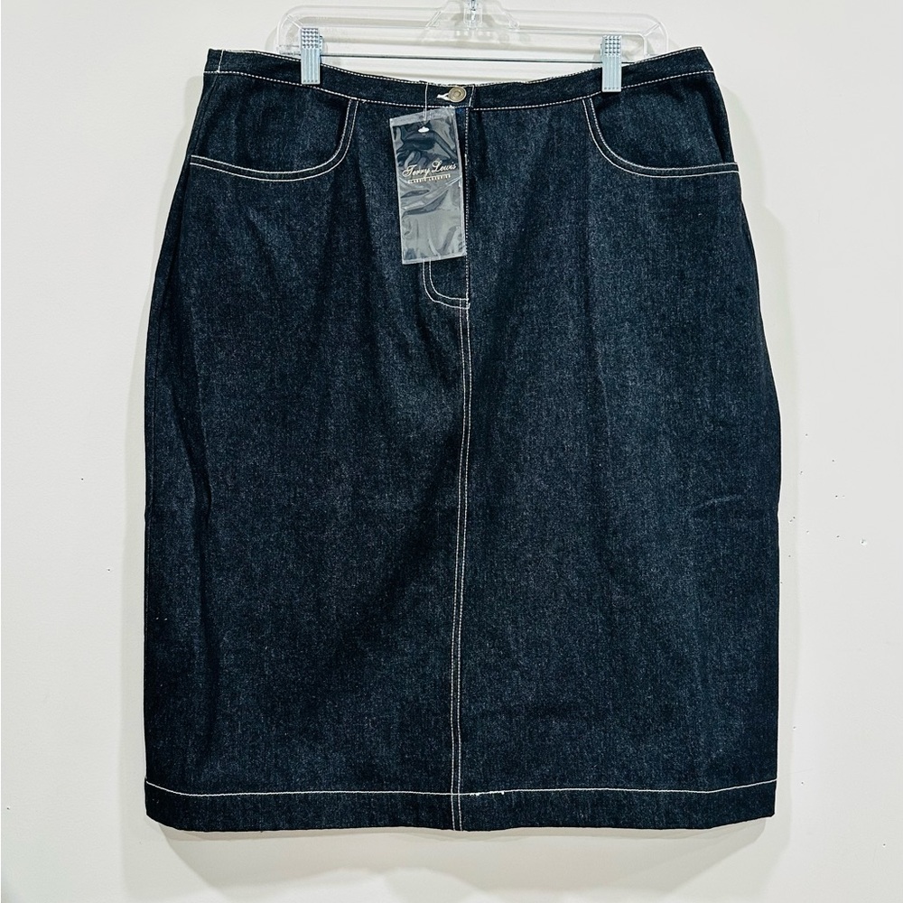 NWT VTG Terry Lewis Women’s  Denim Pencil Black Skirt Size 1X Adjustable‎ Waist